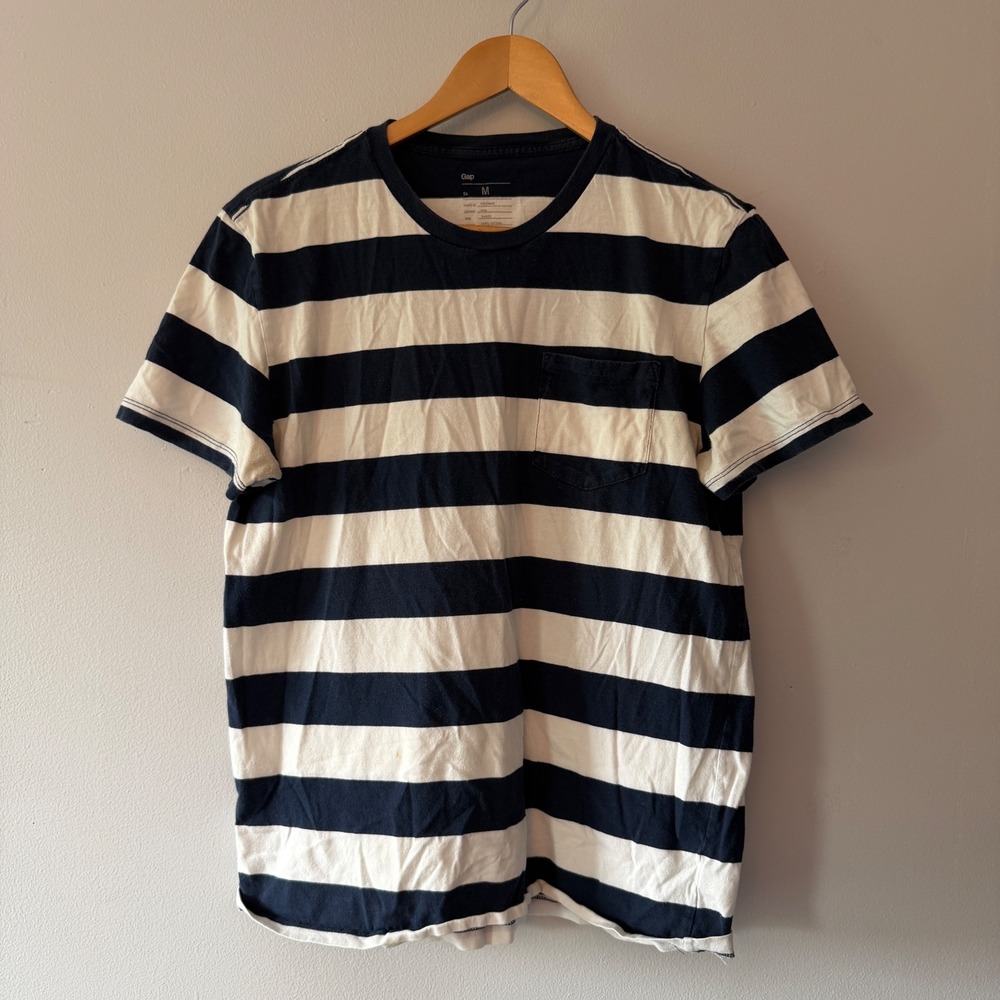 Gap Mens Navy Blue White Striped Pocket T-Shirt Short Sleeve Crewneck Size M